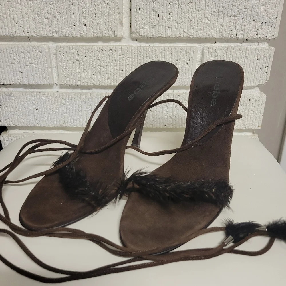Bebe brown suede heels size 7.5 - Picture 1 of 4